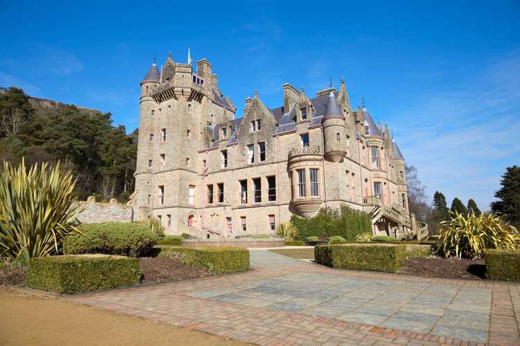 Belfast Best Sightseeing Bus Tours – Flexible tickets, multiple routes, and must-see attractions of Belfast in 2025 Top sightseeing bus tours in Belfast, United Kingdom – Popular points of interest, hidden gems, and panoramic views of Belfast in 2025