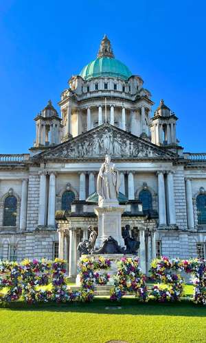 Book your Belfast Hop-On Hop-Off bus tour – Official tickets and flexible sightseeing in 2025 Book your hop-on hop-off sightseeing bus tour in Belfast, United Kingdom – Official tickets, flexible routes, and free cancellation in 2025